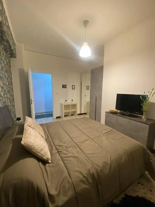 White-Apartment Naples Apartment