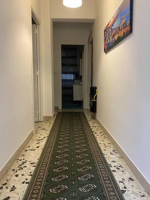 White-Apartment Naples